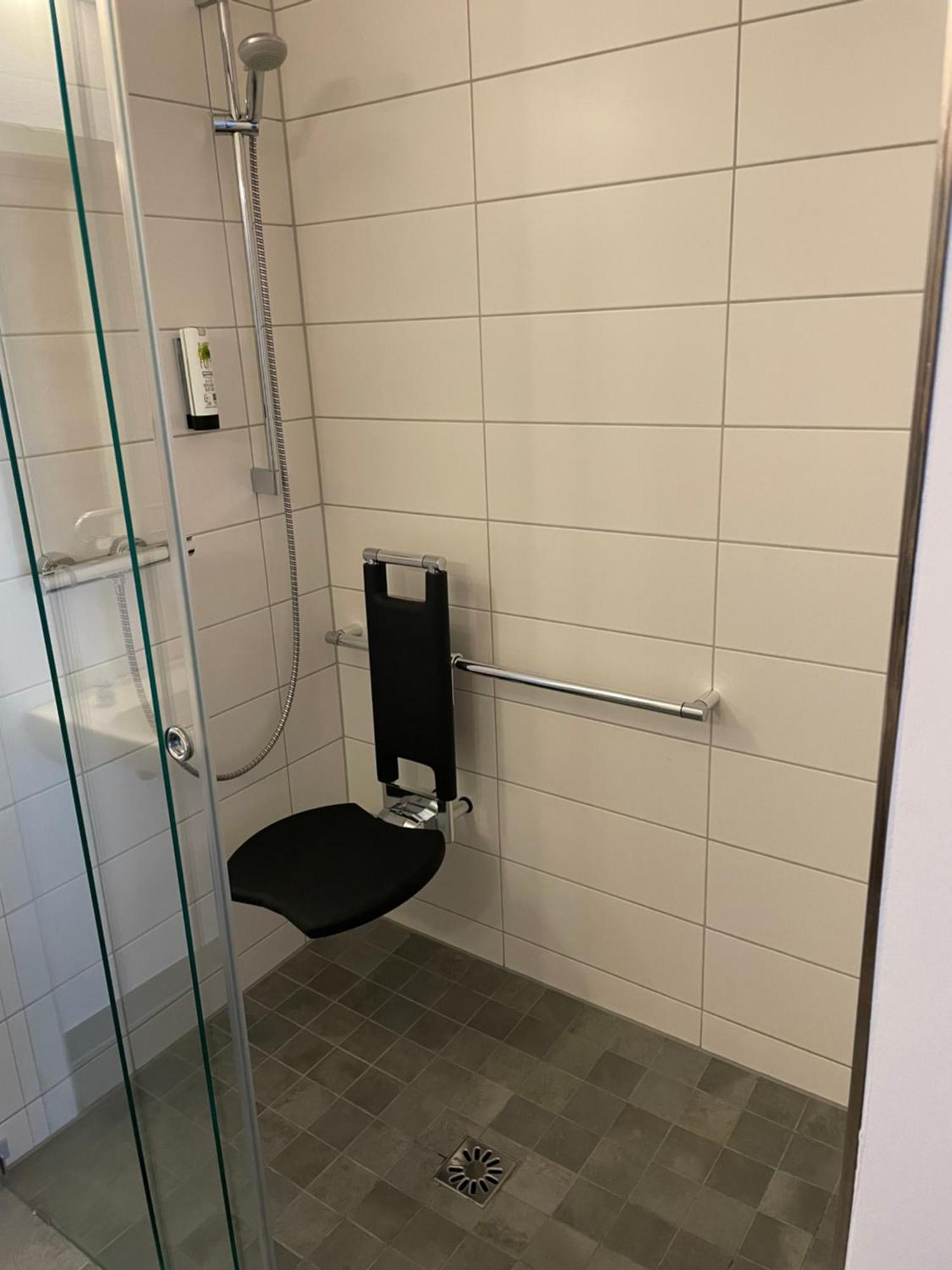 Hotel Zum Hirsch Wertingen Szoba fotó