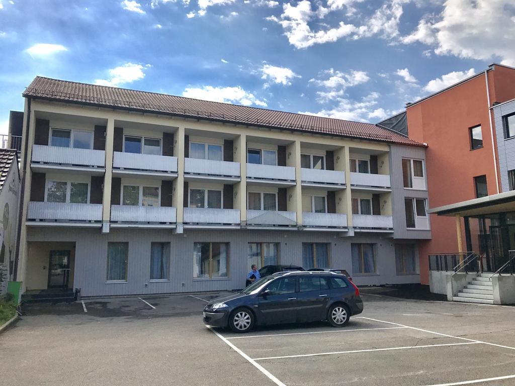 Hotel Zum Hirsch Wertingen Kültér fotó