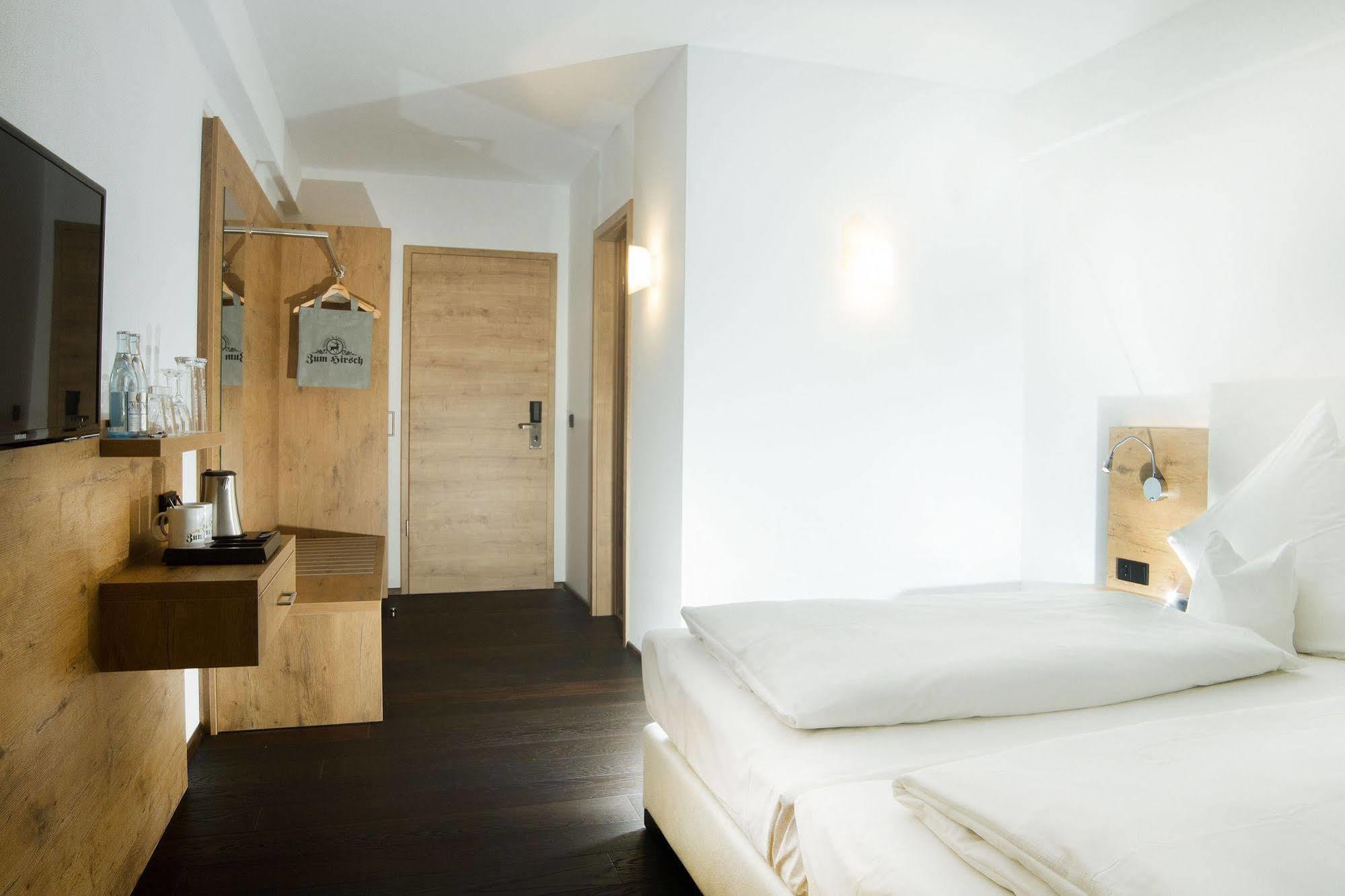 Hotel Zum Hirsch Wertingen Kültér fotó