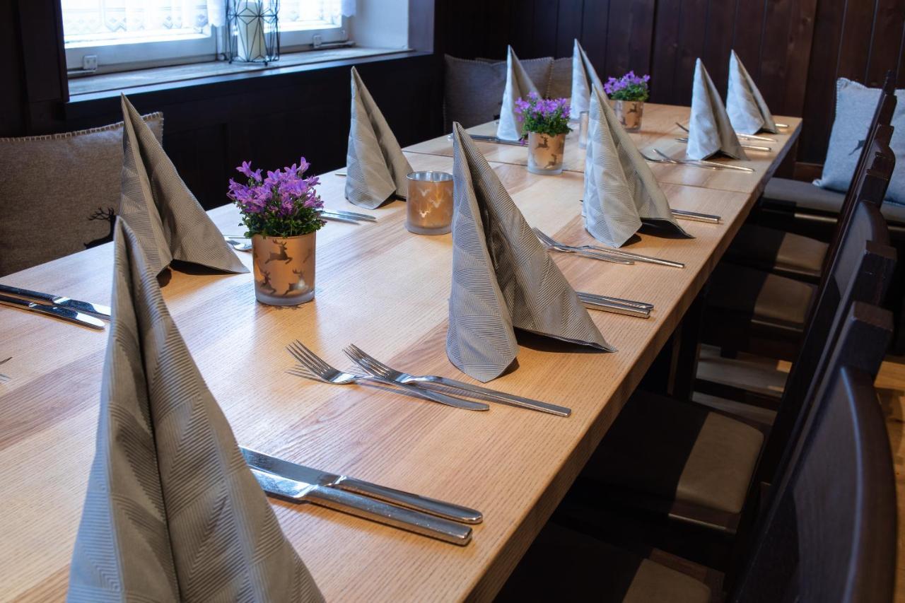 Hotel Zum Hirsch Wertingen Kültér fotó